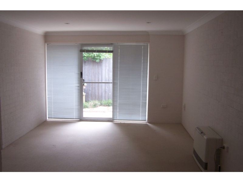 4/1 Throsby Street, Moss Vale NSW 2577