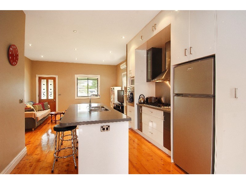 10 Melbourne Street, New Berrima NSW 2577