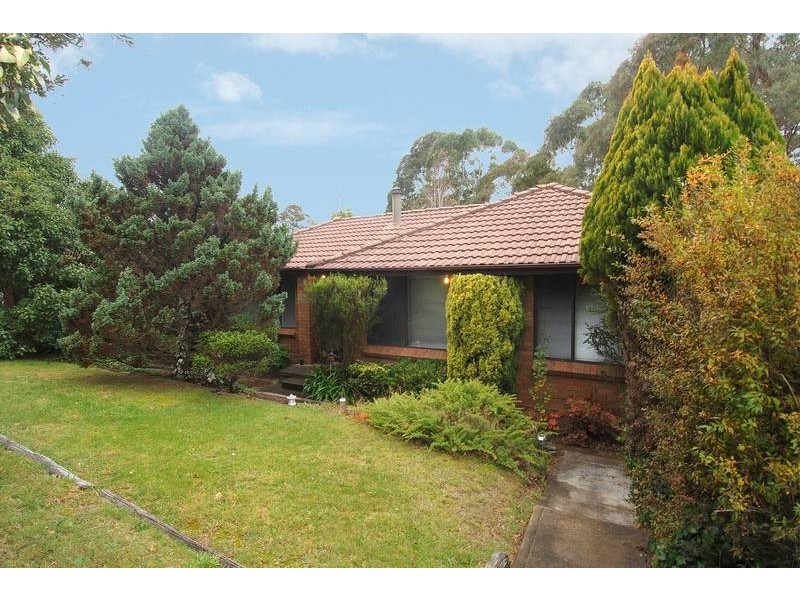 18 Willow Drive, Moss Vale NSW 2577