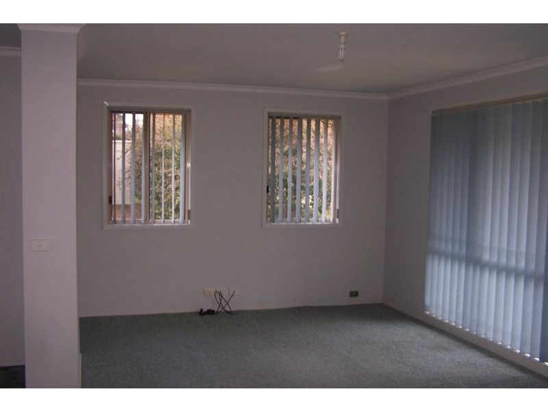 14 Simon Place, Moss Vale NSW 2577