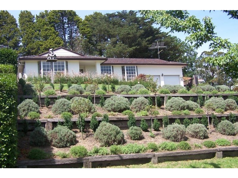 8 Mawson Terrace, Moss Vale NSW 2577