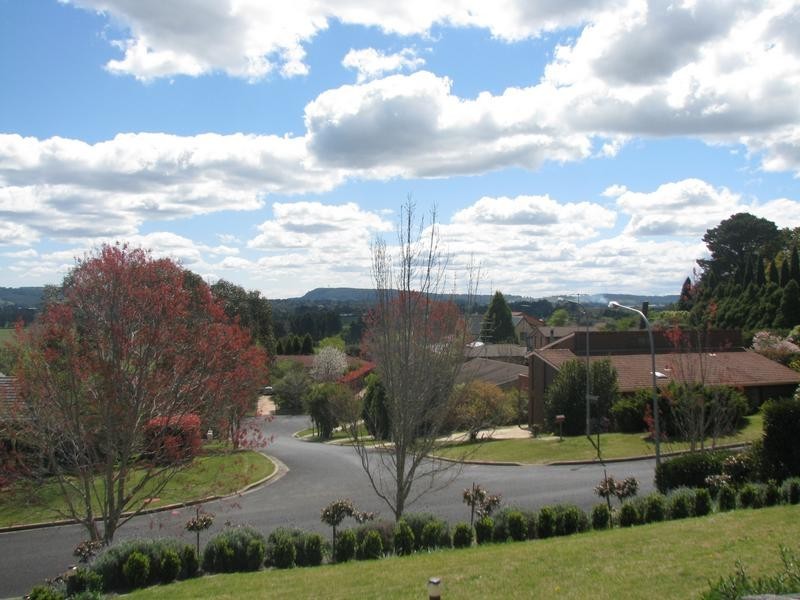 8 Mawson Terrace, Moss Vale NSW 2577