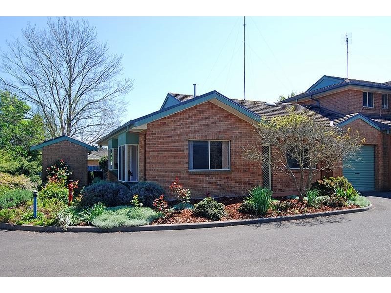 2/10 Mack Street, Moss Vale NSW 2577