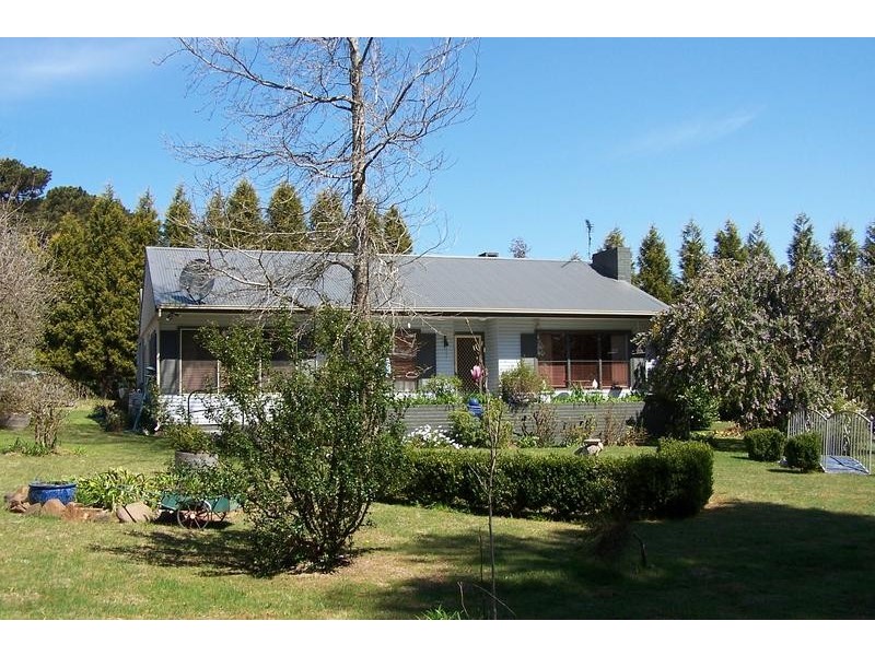 2 McCourt Road, Moss Vale NSW 2577