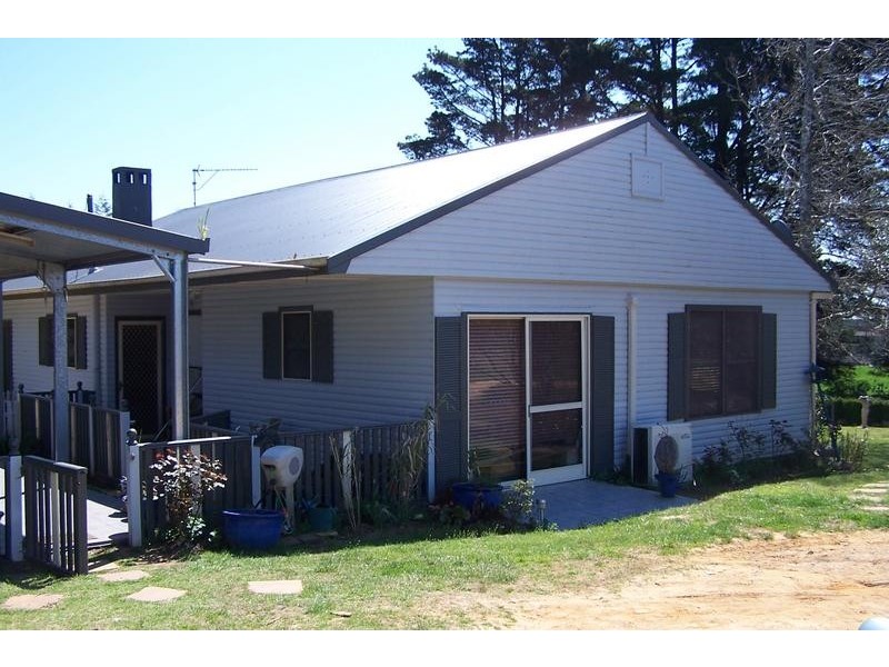 2 McCourt Road, Moss Vale NSW 2577