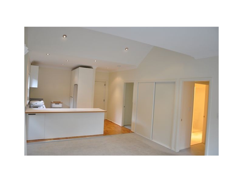 2/ Cnr Mack & Arthur Sts, Moss Vale NSW 2577