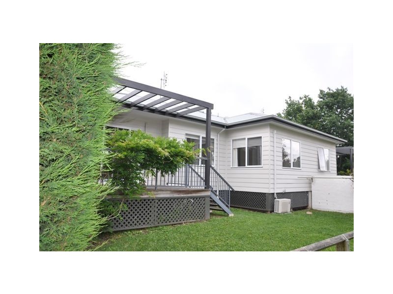 2/ Cnr Mack & Arthur Sts, Moss Vale NSW 2577