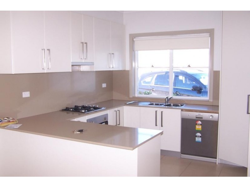 11/2-6 Hawkins Street, Moss Vale NSW 2577