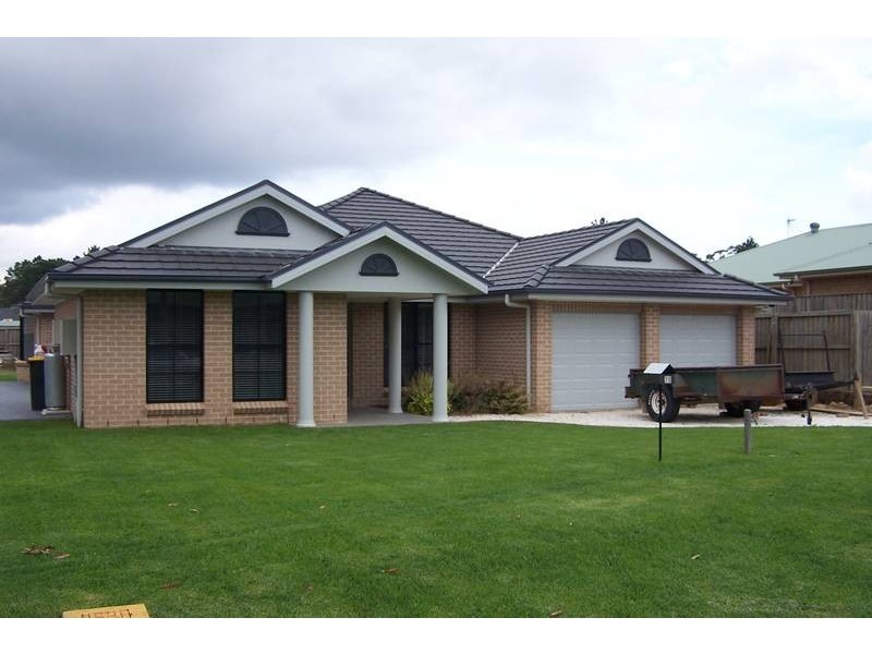 20 Ella Street, Hill Top NSW 2575