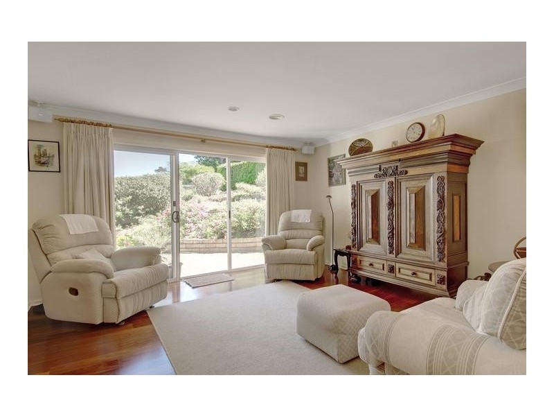 10 James Taunton Drive, Moss Vale NSW 2577