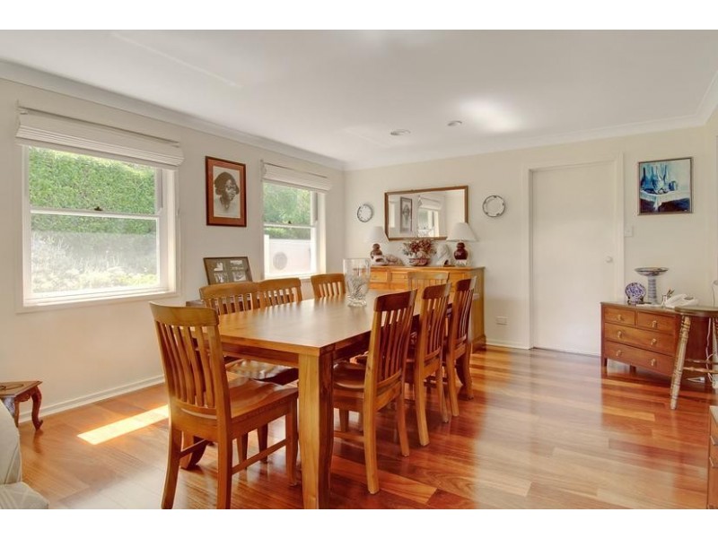 10 James Taunton Drive, Moss Vale NSW 2577