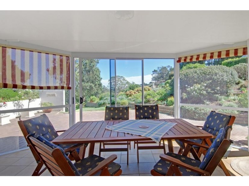 10 James Taunton Drive, Moss Vale NSW 2577