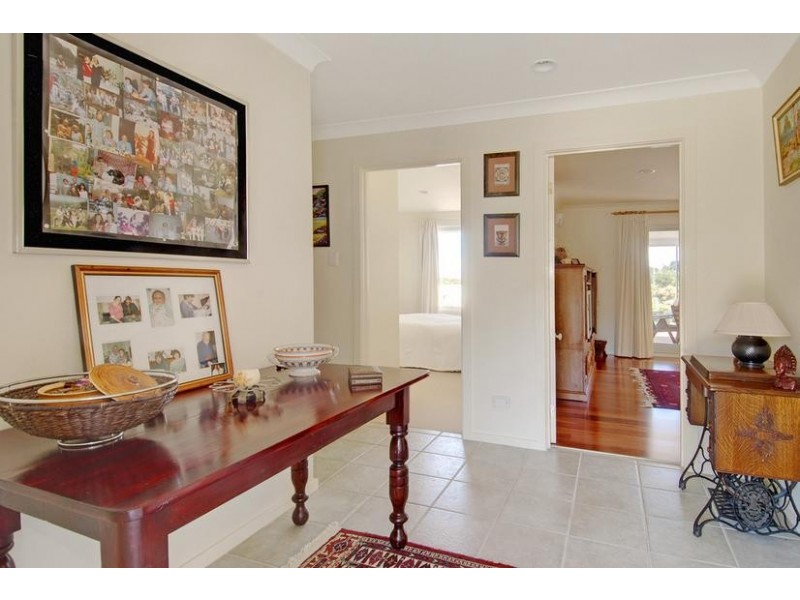 10 James Taunton Drive, Moss Vale NSW 2577