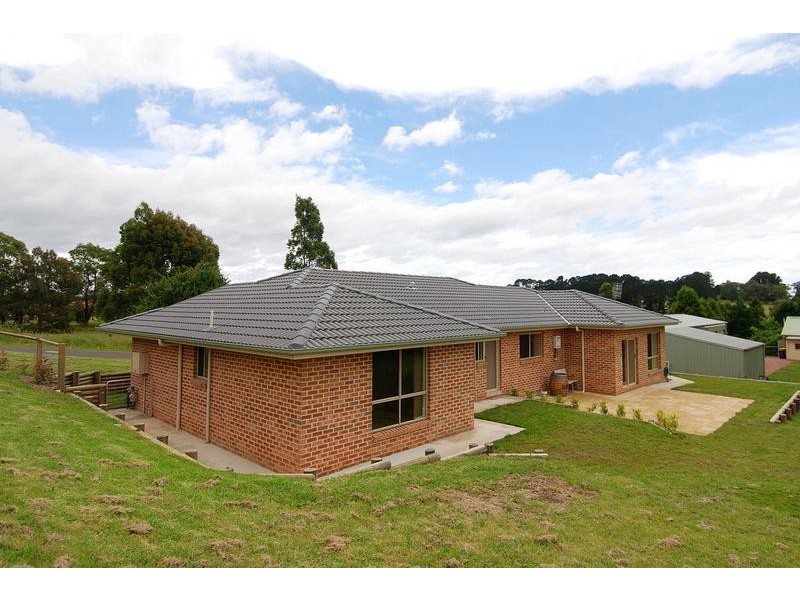 1 Tomley Street, Moss Vale NSW 2577