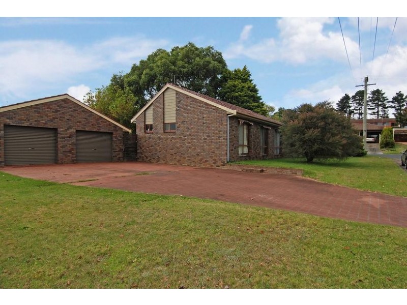 5 Lisa Court, Moss Vale NSW 2577