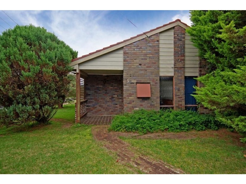 5 Lisa Court, Moss Vale NSW 2577