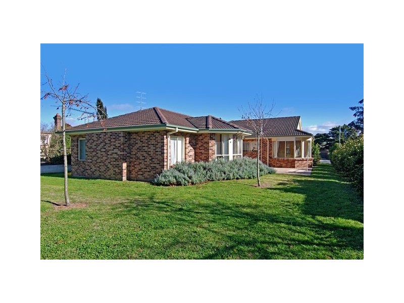 12 Throsby Street, Moss Vale NSW 2577