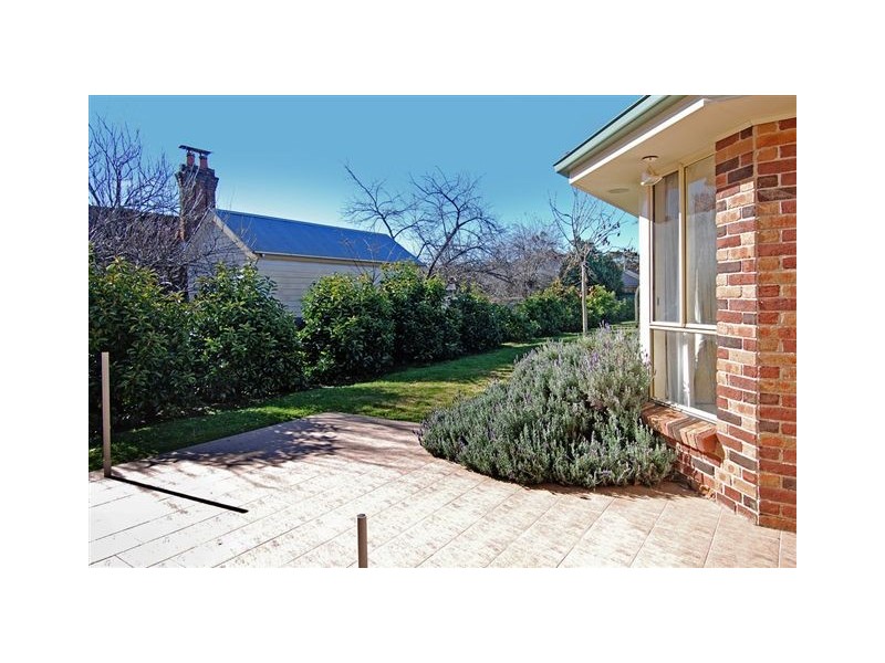 12 Throsby Street, Moss Vale NSW 2577