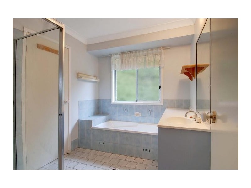 9 Paul Crescent, Moss Vale NSW 2577