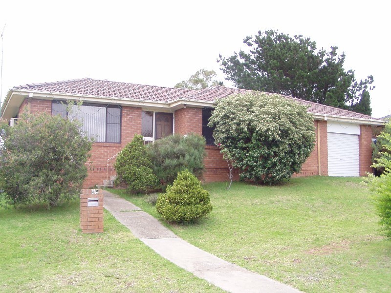 29 Willow Drive, Moss Vale NSW 2577