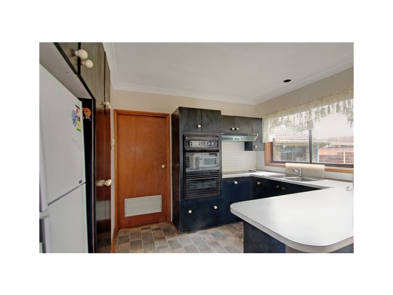 5 Lisa Court, Moss Vale NSW 2577