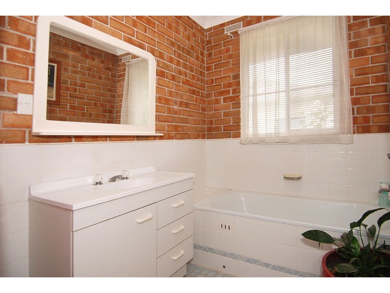 12 Sydney Street, New Berrima NSW 2577