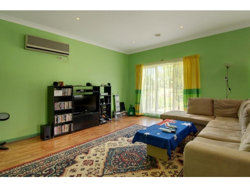 41 Parkes Road, Moss Vale NSW 2577