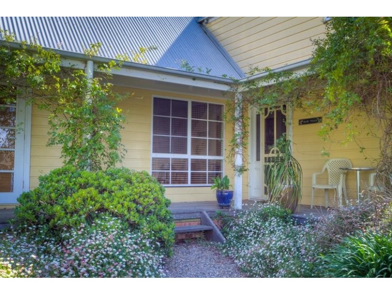 8 Denison Street, Hill Top NSW 2575