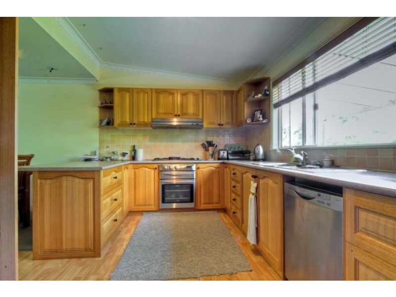 8 Denison Street, Hill Top NSW 2575