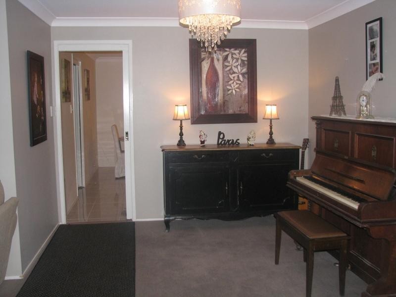 27 Wembley Road, Moss Vale NSW 2577