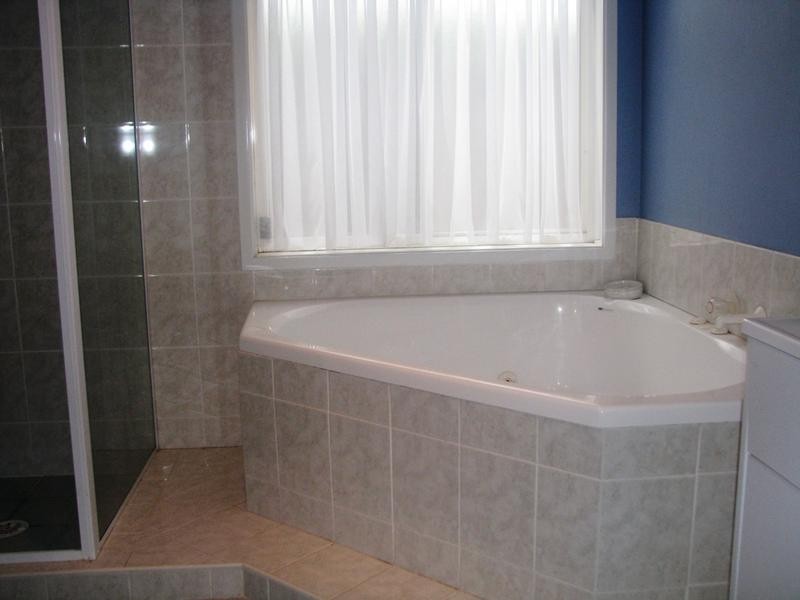 27 Wembley Road, Moss Vale NSW 2577