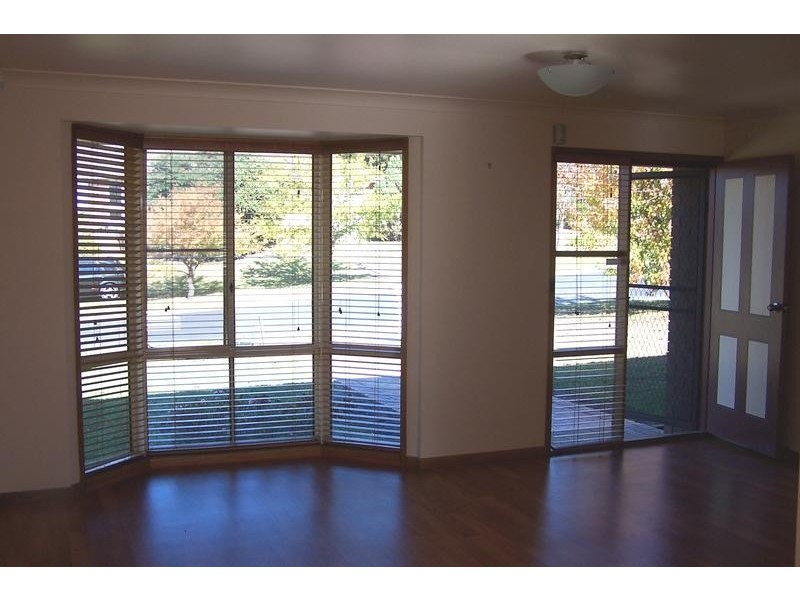 27 Willow Drive, Moss Vale NSW 2577