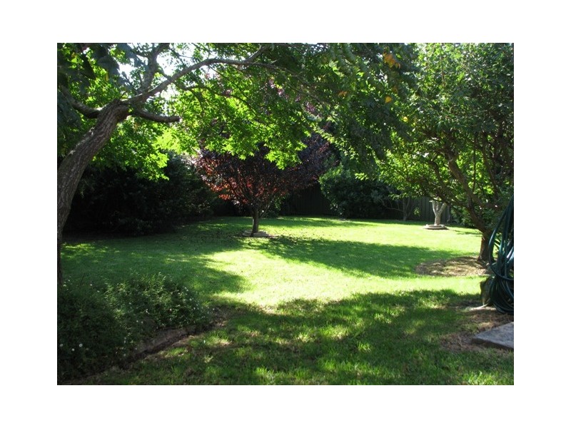 15 Mawson Terrace, Moss Vale NSW 2577