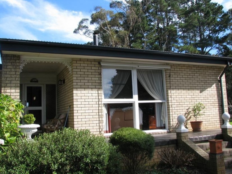 84 Newbury Drive, Penrose NSW 2579
