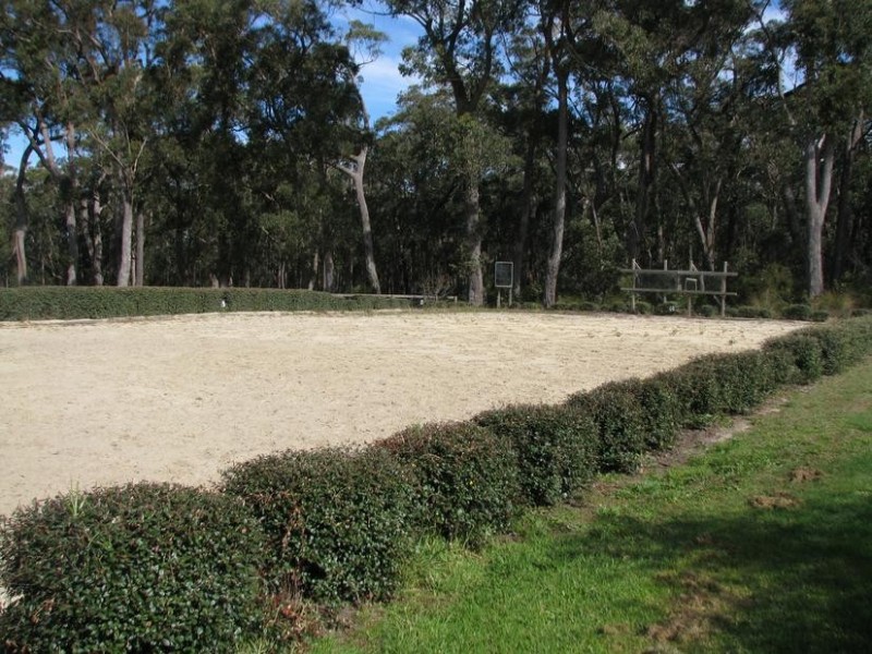 84 Newbury Drive, Penrose NSW 2579