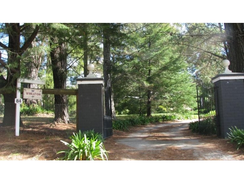 84 Newbury Drive, Penrose NSW 2579