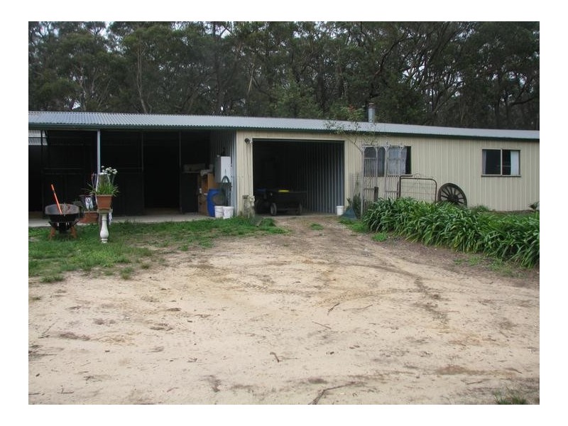 84 Newbury Drive, Penrose NSW 2579