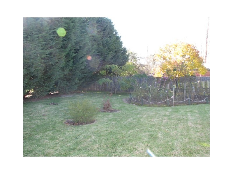 8 Howard Street, New Berrima NSW 2577