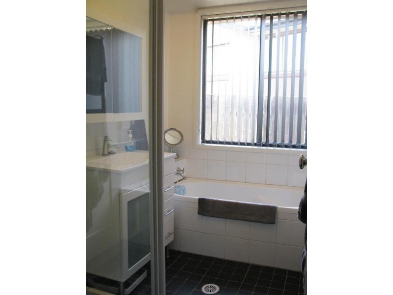 36 Cherry Tree Close, Moss Vale NSW 2577