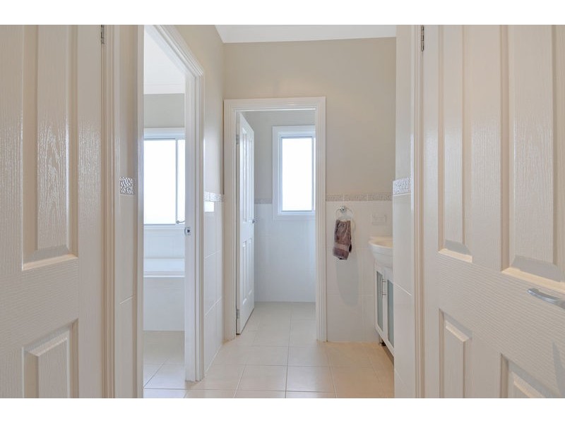 25 Woodside Drive, Moss Vale NSW 2577