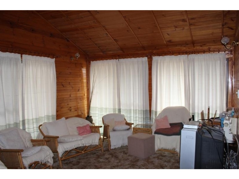 127 Tugalong Road, Canyonleigh NSW 2577