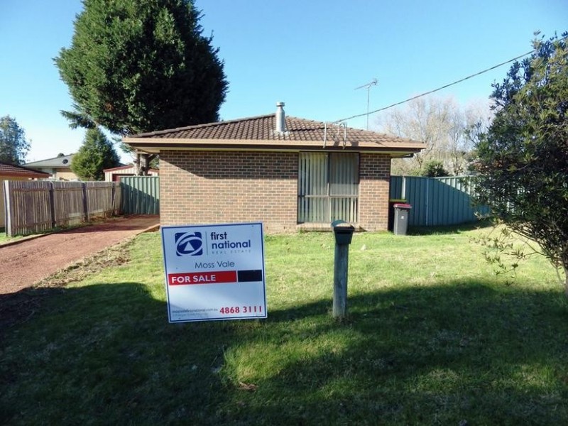 11 Janice Crescent, Moss Vale NSW 2577