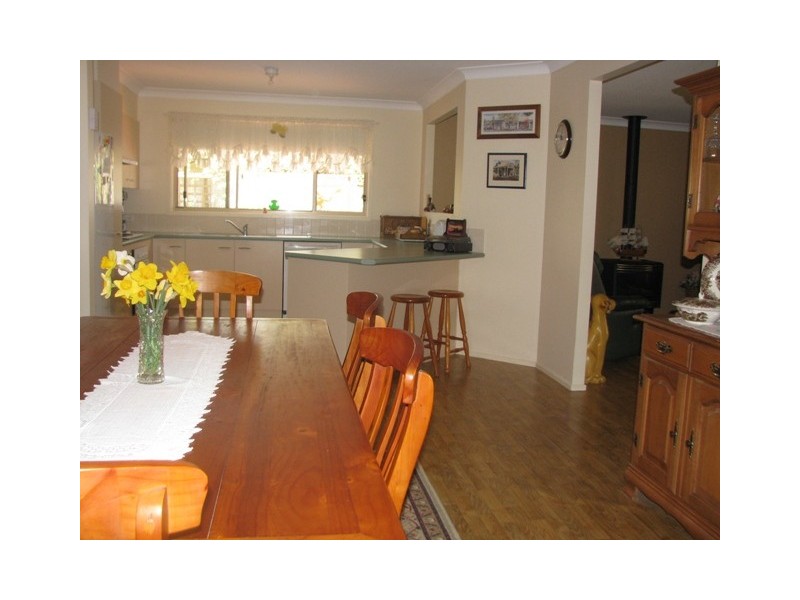 20 Railway Parade, Medway NSW 2577