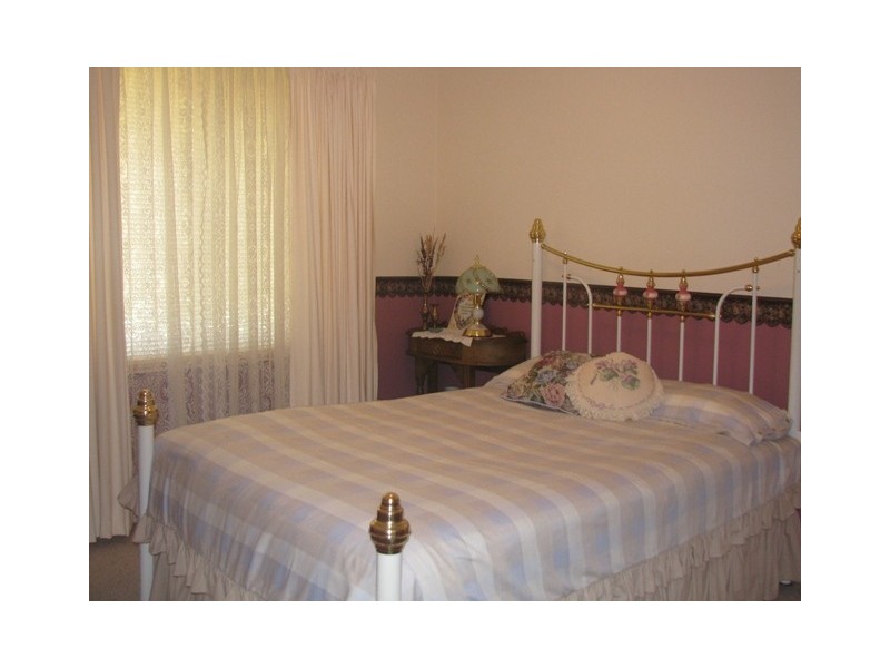 20 Railway Parade, Medway NSW 2577