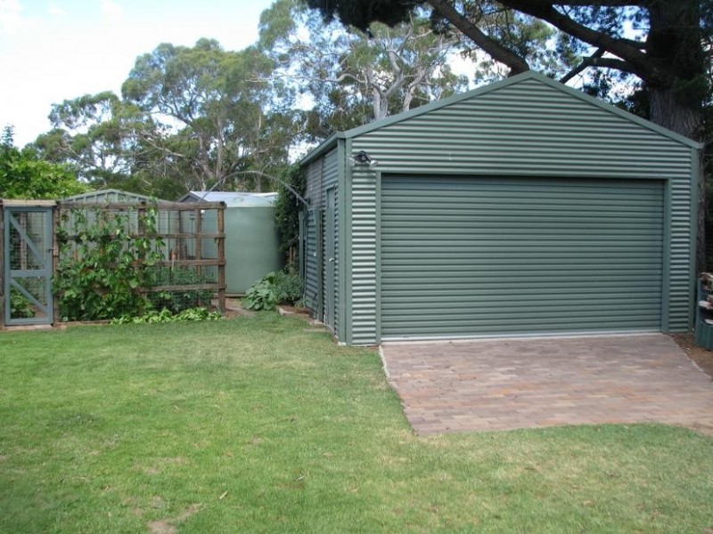 20 Railway Parade, Medway NSW 2577