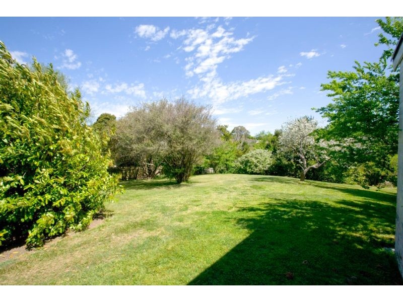 8 Berrima Road, Moss Vale NSW 2577