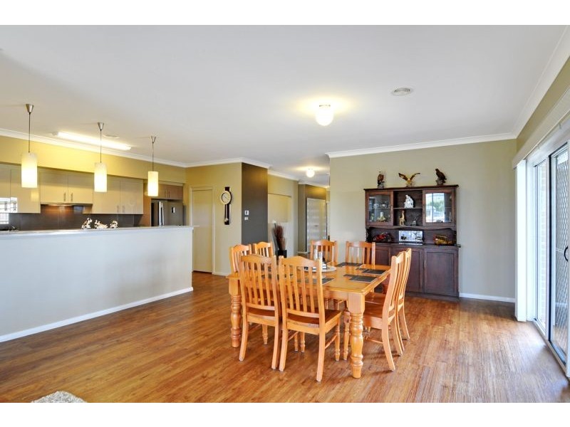 8 Lapwing Place, Moss Vale NSW 2577