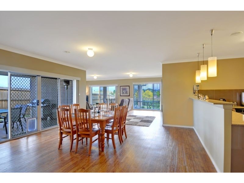 8 Lapwing Place, Moss Vale NSW 2577