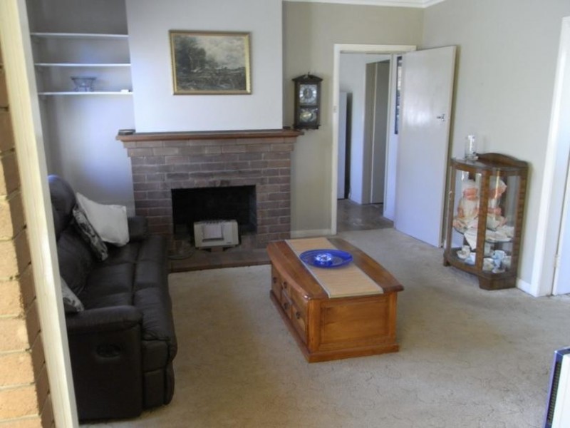 48 Yarrawa St, Moss Vale NSW 2577