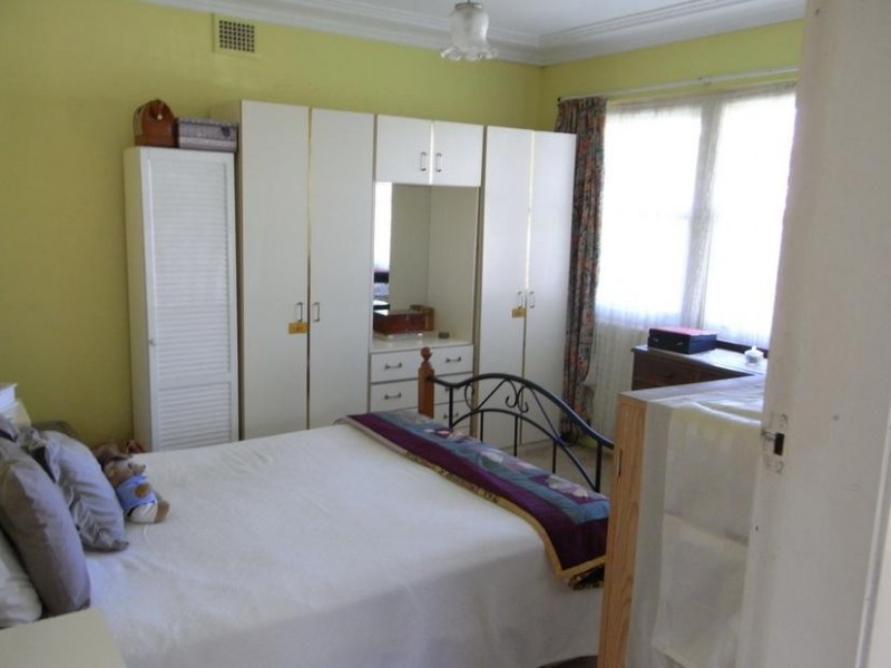 48 Yarrawa St, Moss Vale NSW 2577